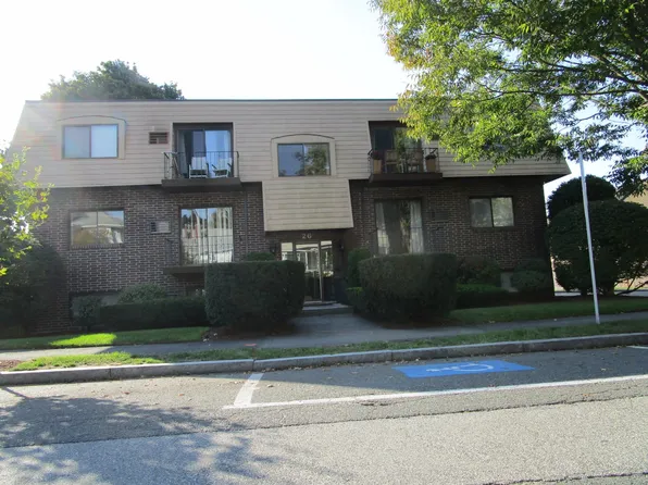 26 Chestnut St APT 16, Wakefield, MA 01880