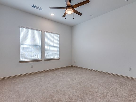 5th image of 9556 Espalier St