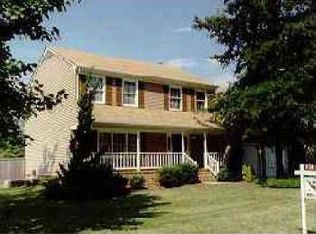 205 Castellow Ct, Yorktown, VA 23692