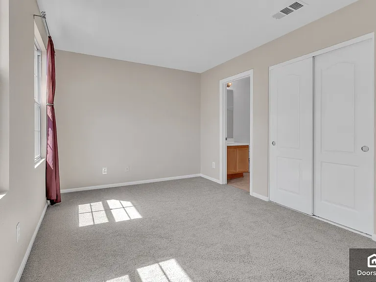 315 Bishop Dr — Photo 19