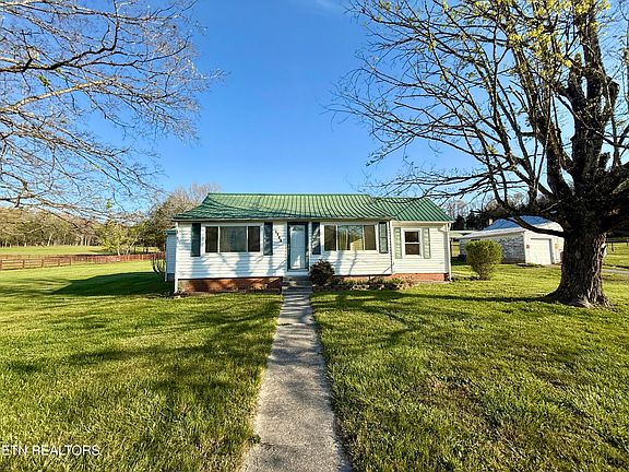 2nd image of 8259 Corryton Luttrell Rd