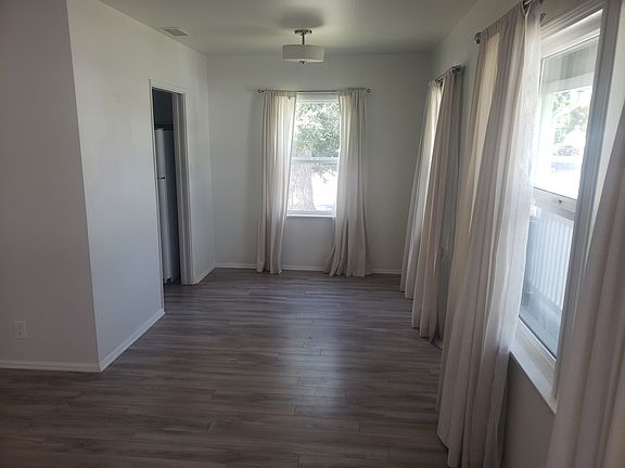3rd image of 5335 Emporia Ave