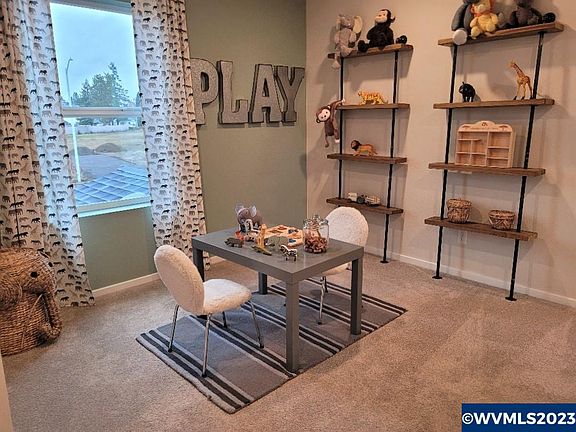 5th image of 394 Greencrest 184 St NE