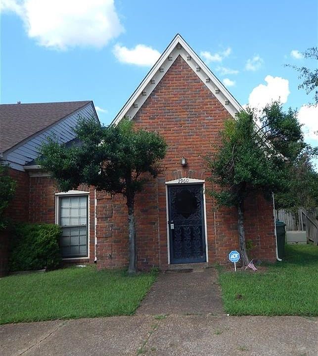 1st image of 2960 New London Pl