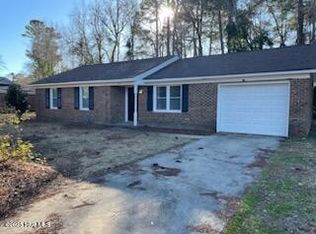 4510 Dullage Dr, Wilmington, NC 28405