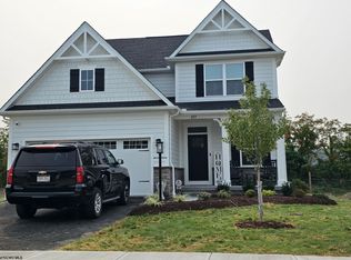 203 Falling Water Ln, Morgantown, WV 26508