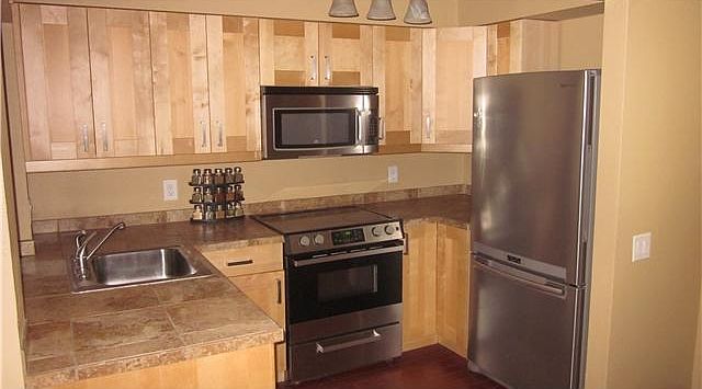 1st image of 7986 Mission Center Ct