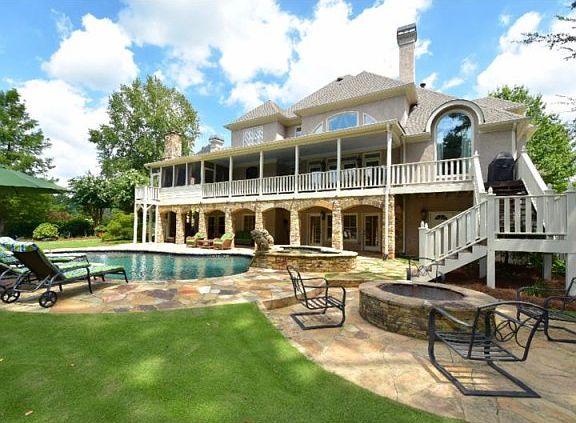 2nd image of 2715 Long Grove Dr