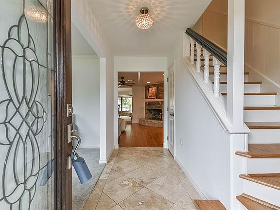 3rd image of 2838 Dominique Dr