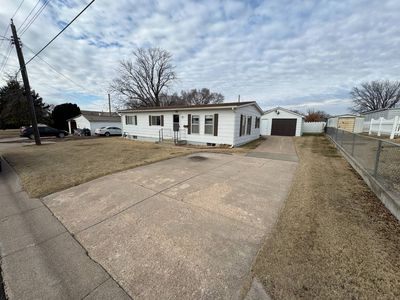 616 E 4th St, Smith Center, KS, 66967