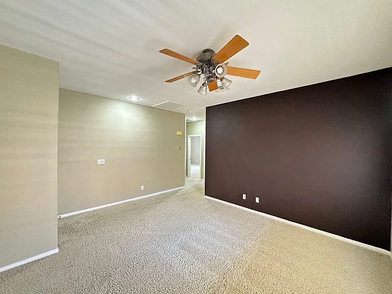 10661 Blue Nile Ct — Photo 7
