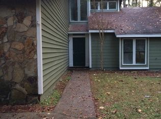 935 Timbervale Ln, Lithonia, GA 30058