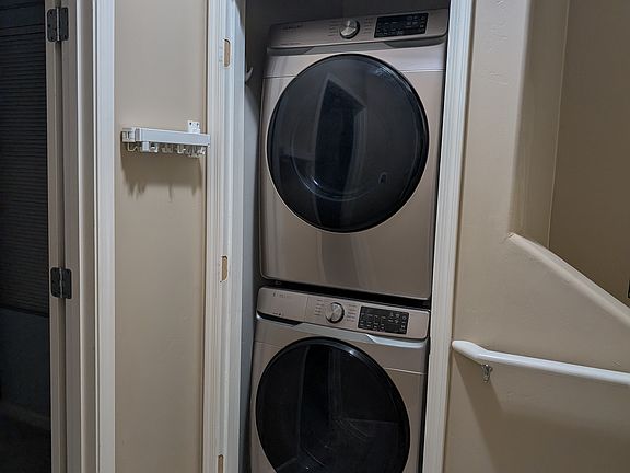 5th image of 1920 E Bell Rd Unit 1056