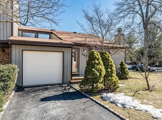 152 Penn Ct #133, Matawan, NJ 07747