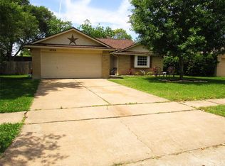 16726 Ribbonridge Dr, Sugar Land, TX 77498