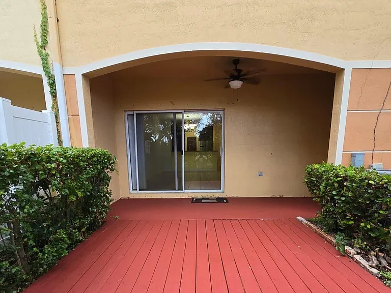 6606 Catalina Ln — Photo 27