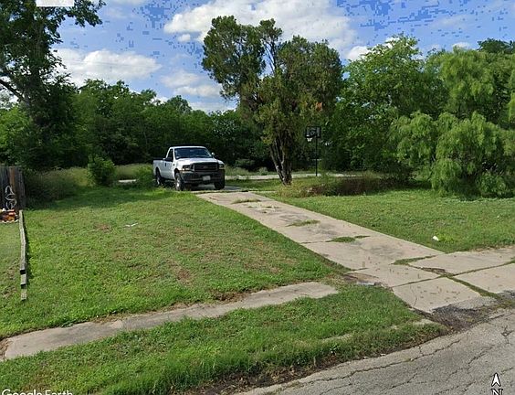 5th image of 159 Hidden Valley Dr