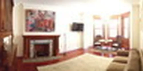 Rented by Luxus Manhattan Realty