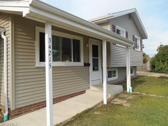3rd image of 34215 Joseph Ct