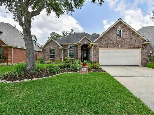 414 Nighthawk Ct, Sugar Land, TX 77478