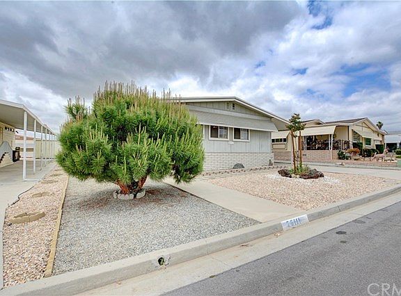 3rd image of 26111 Queen Palm Dr