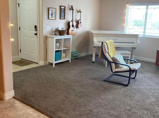 6961 S Village River Ln APT D5, Midvale, UT 84047