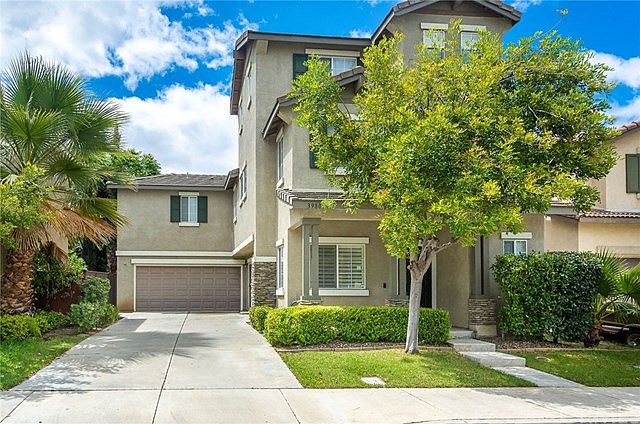 1st image of 39809 Chambray Dr