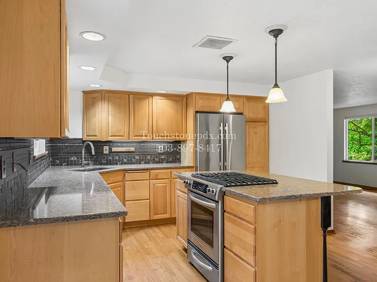5177 SW West Sunset Dr — Photo 13