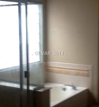 4th image of 4433 El Presidio Dr