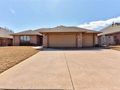 1804 SE 1st St, Moore, OK, 73160