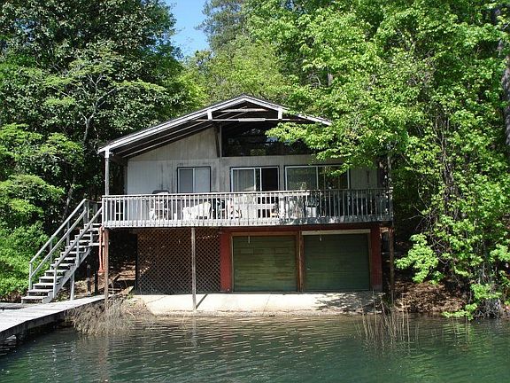 5th image of 101 Deerwood Ct