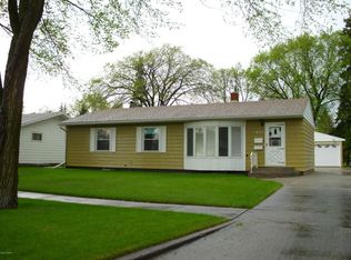 1825 14 1/2 St S, Fargo, ND 58103