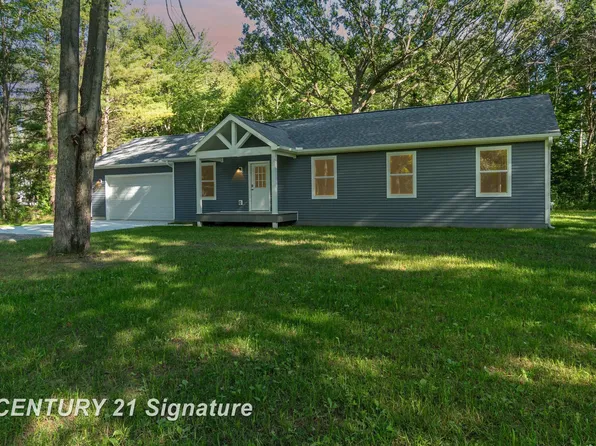 817 Sandow Rd, Midland, MI 48640