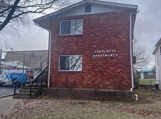 33 6th Ave W APT 1, Huntington, WV 25701