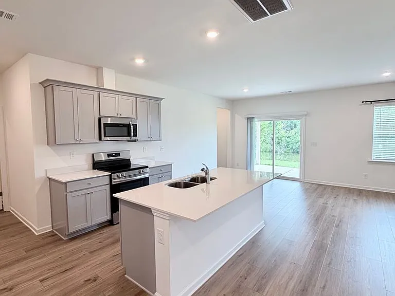 216 Old Hollow Way — Photo 8