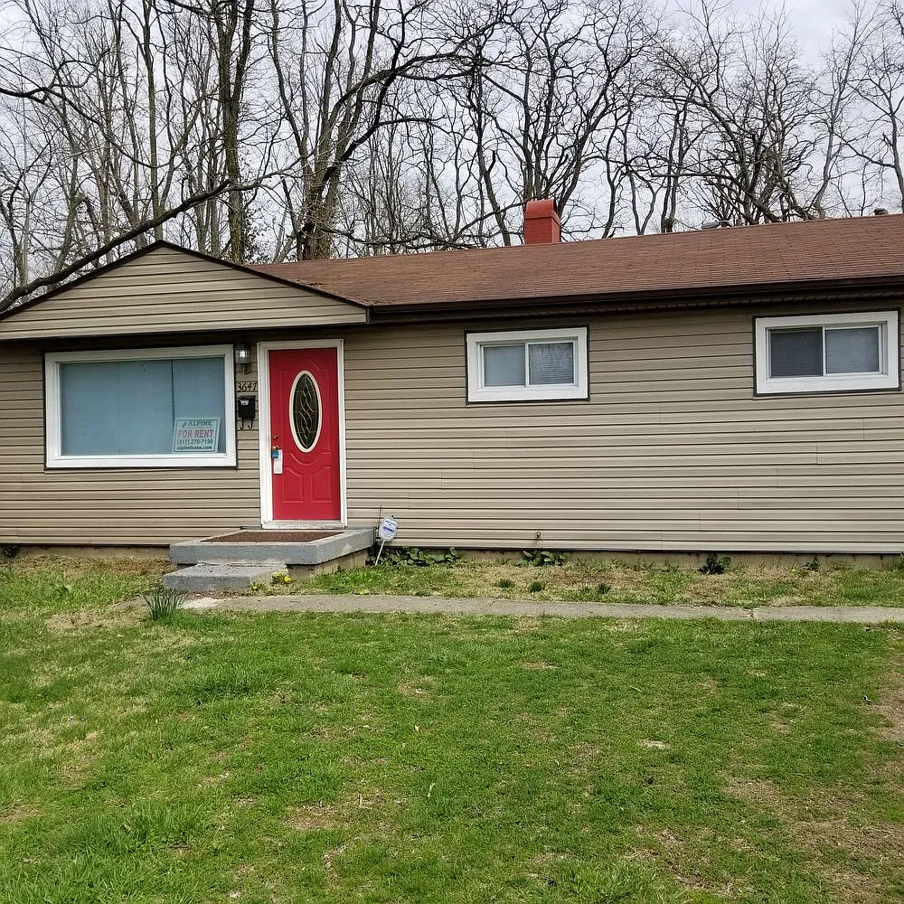 3647 N Butler Ave photo 1