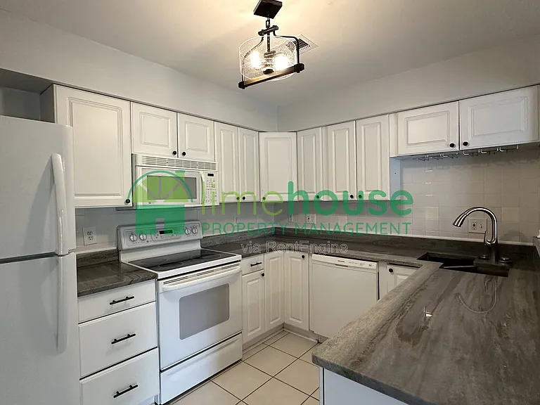 311 Norfolk Ave #1 — Photo 23