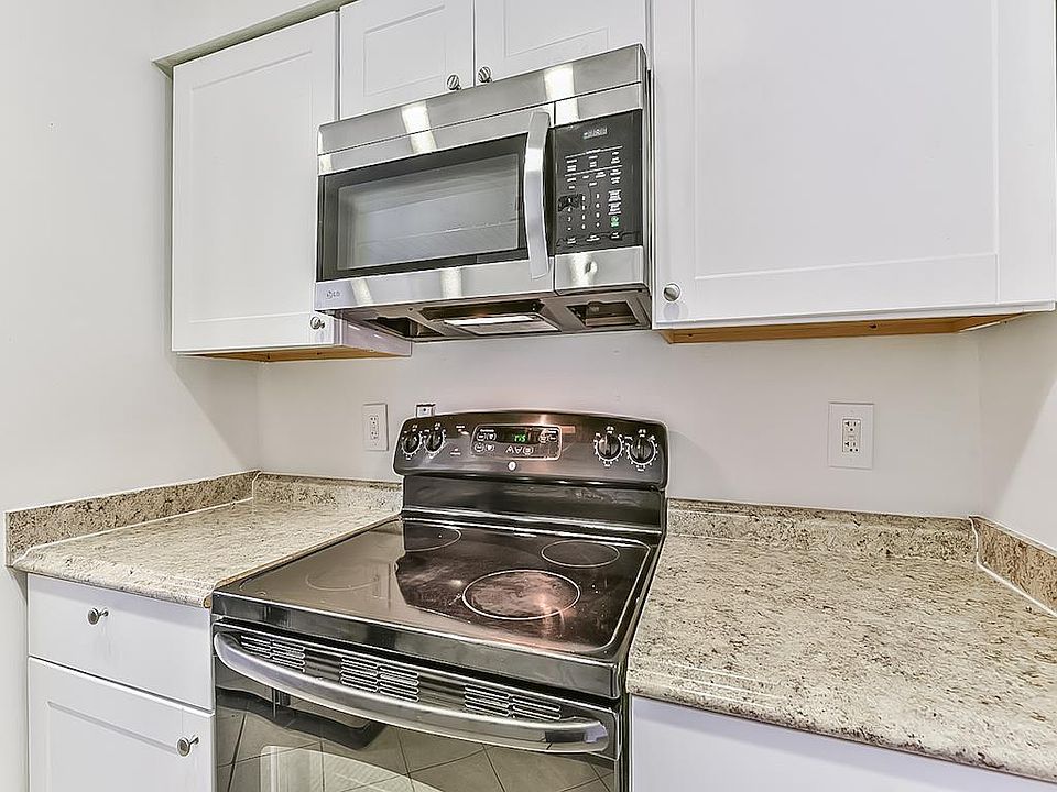 1st image of 5667 Birchmont Dr #2