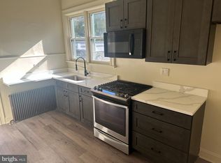 418 Cinnaminson Ave, Palmyra, NJ 08065