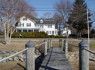 139 New Meadow Rd, Barrington, RI 02806