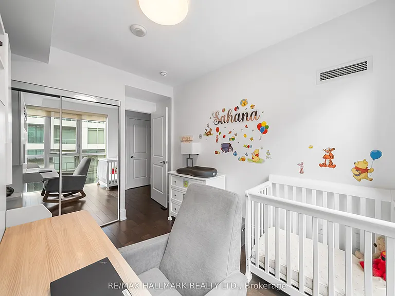 560 Front St W #1105 — Photo 20