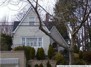 50 Holly St, Staten Island, NY 10304