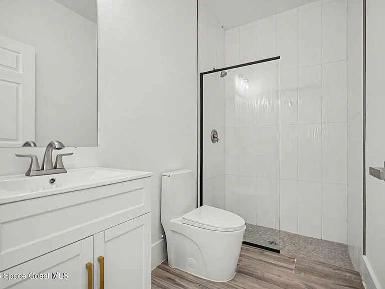 19 Travis St #101 — Photo 5