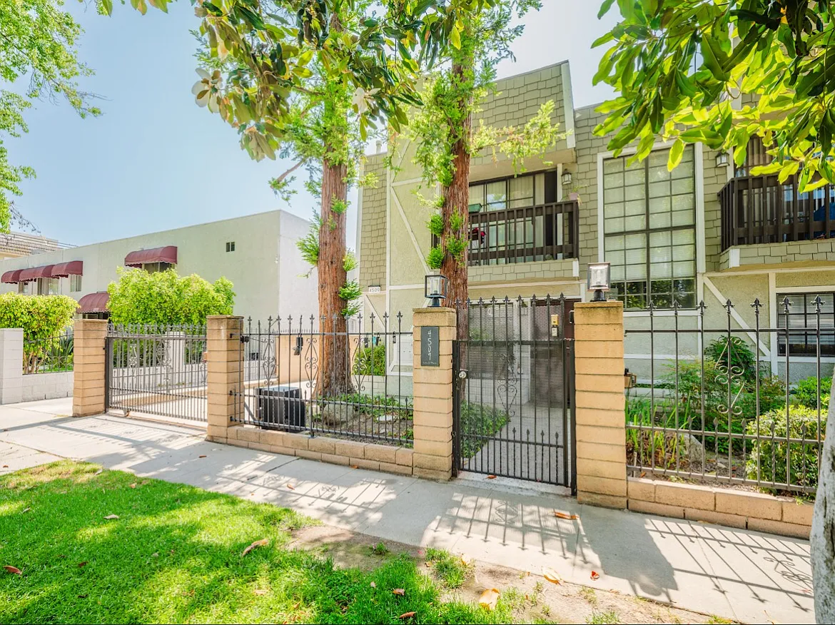 4509 Vista Del Monte Ave — Photo 1