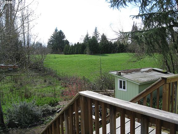 4th image of 5213 NE 41st Way