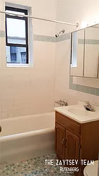 Rented by R New York