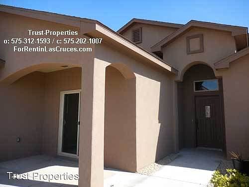 2nd image of 3902 Monte Sombra Ave