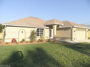 917 SW 6th Ct, Cape Coral, FL 33991