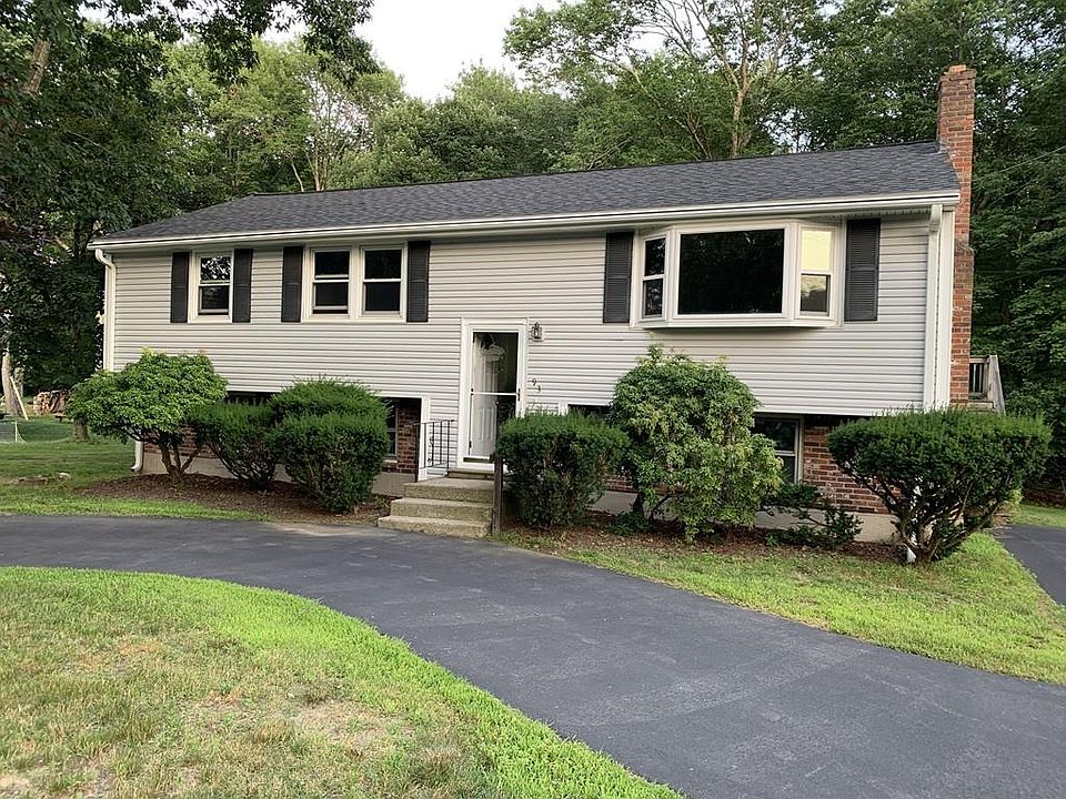 1st image of 93 Connell Dr