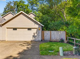 19332 Silverfox Pkwy, Oregon City, OR 97045